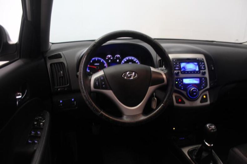 Hyundai i30 - hlavní fotka