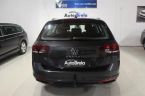 Volkswagen Passat - fotka číslo 10