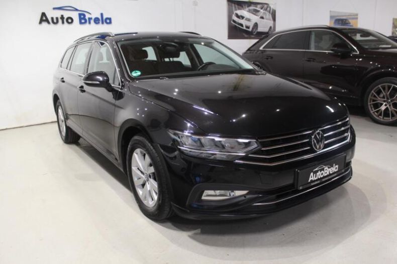Volkswagen Passat - hlavní foto