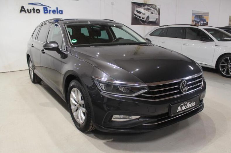 Volkswagen Passat - hlavní foto