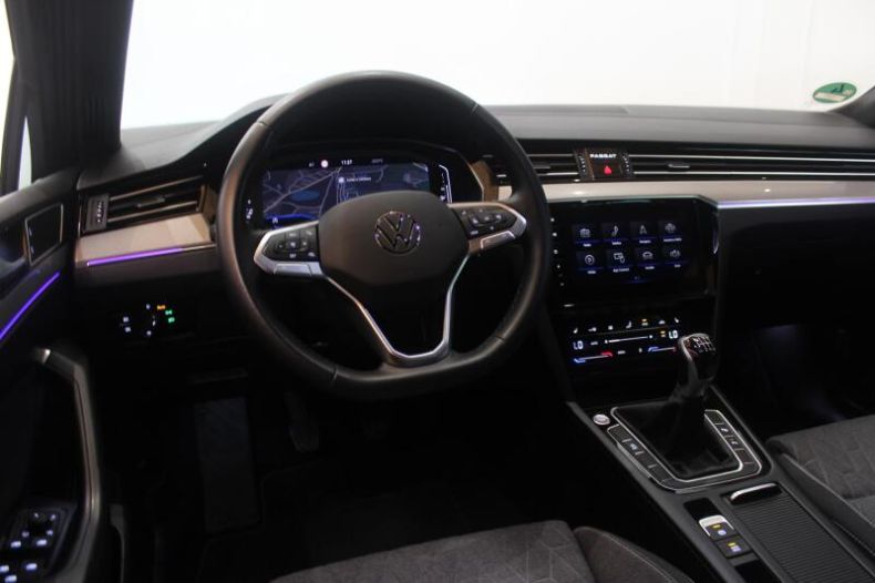 Volkswagen Passat - hlavní fotka