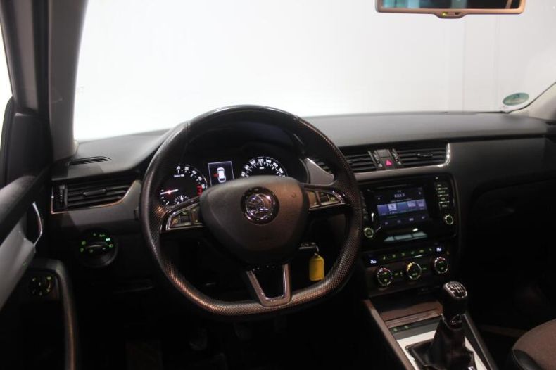 Škoda Octavia - hlavní fotka