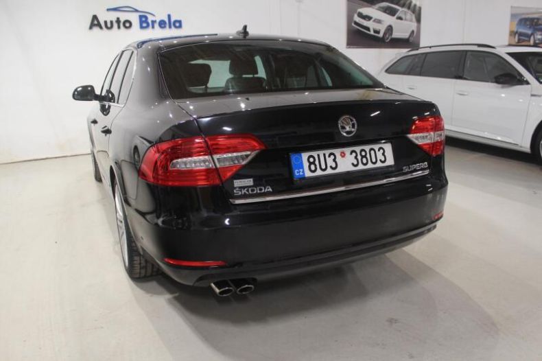 Škoda Superb - hlavní fotka