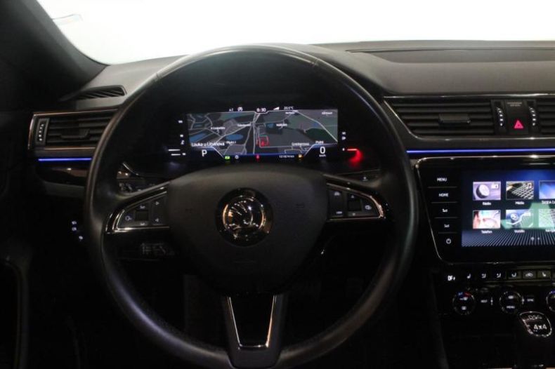 Škoda Superb - hlavní fotka