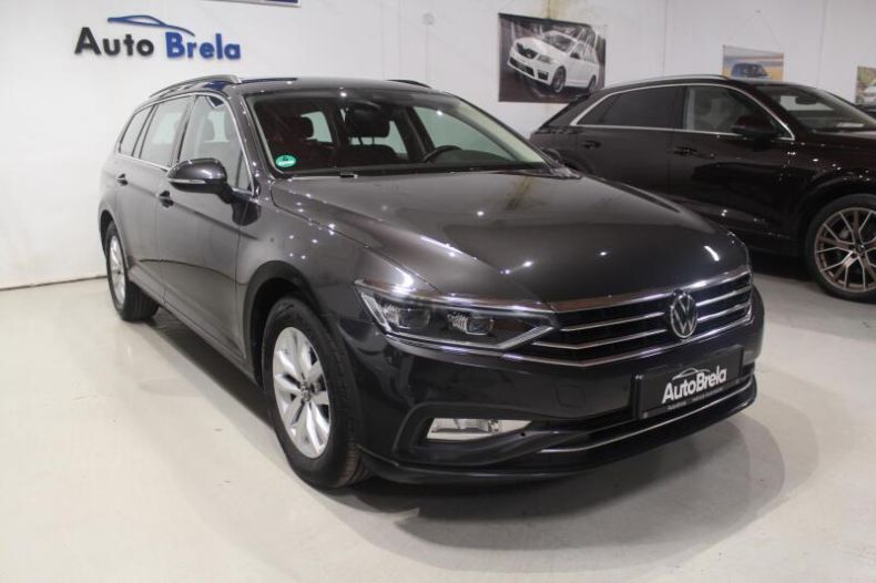 Volkswagen Passat - hlavní foto