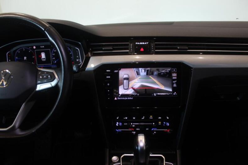 Volkswagen Passat - hlavní fotka