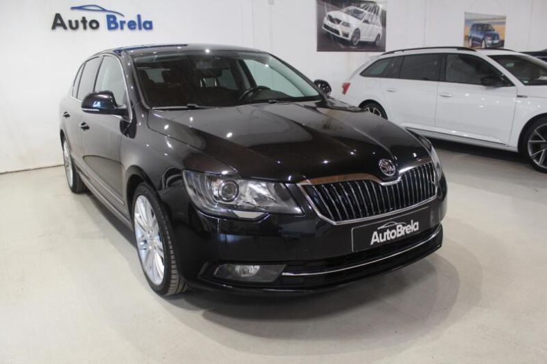Škoda Superb - hlavní foto