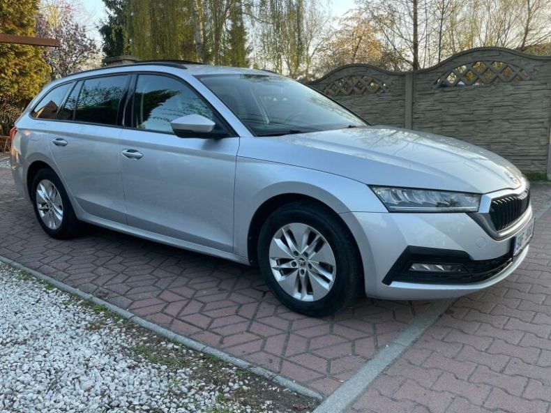 Škoda Octavia - hlavní fotka