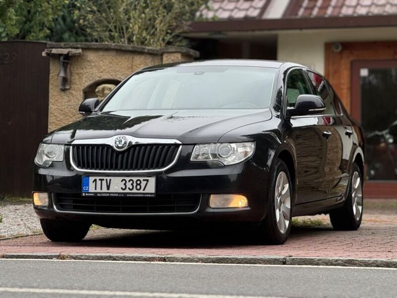 Škoda Superb - hlavní foto