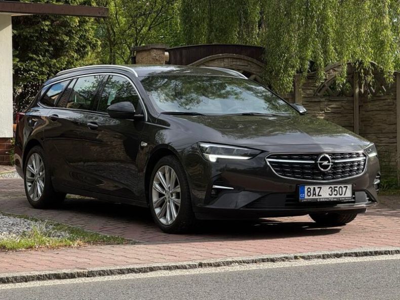Opel Insignia - hlavní foto