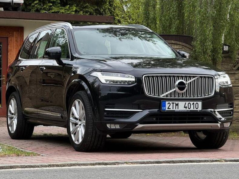 Volvo XC90 - hlavní foto
