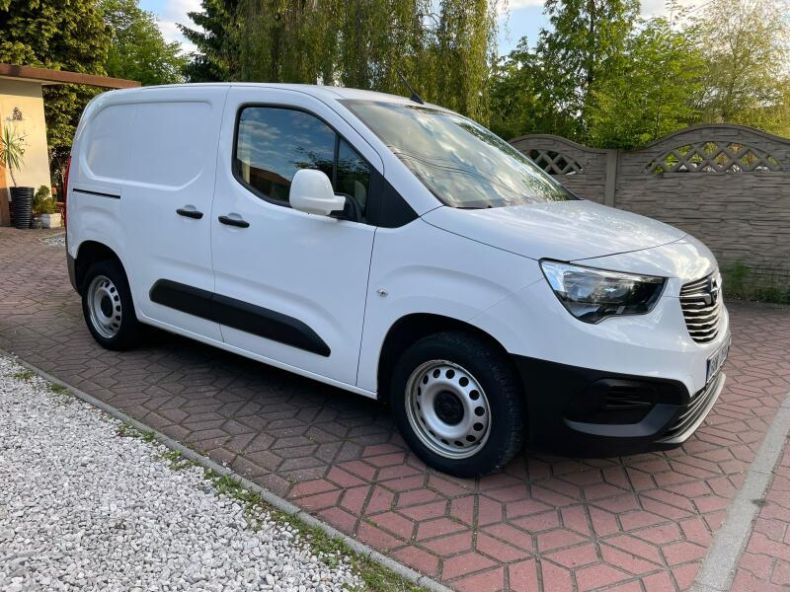 Opel Combo - hlavní foto