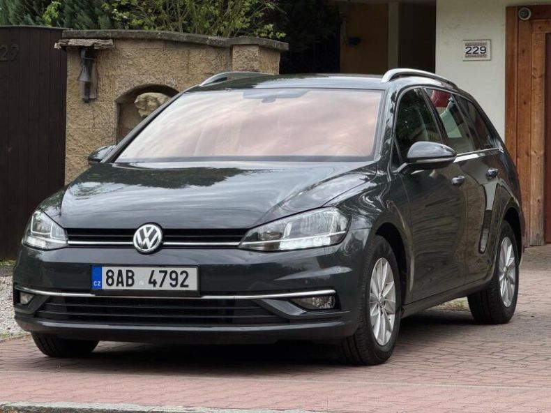 Volkswagen Golf - hlavní fotka inzerátu