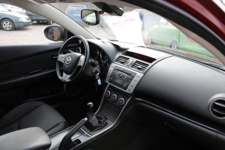 Mazda 6 - hlavní fotka