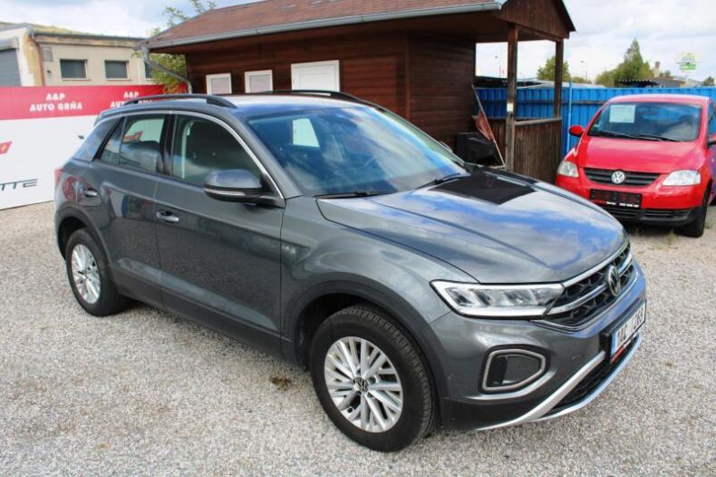 Volkswagen T-Roc - hlavní fotka inzerátu