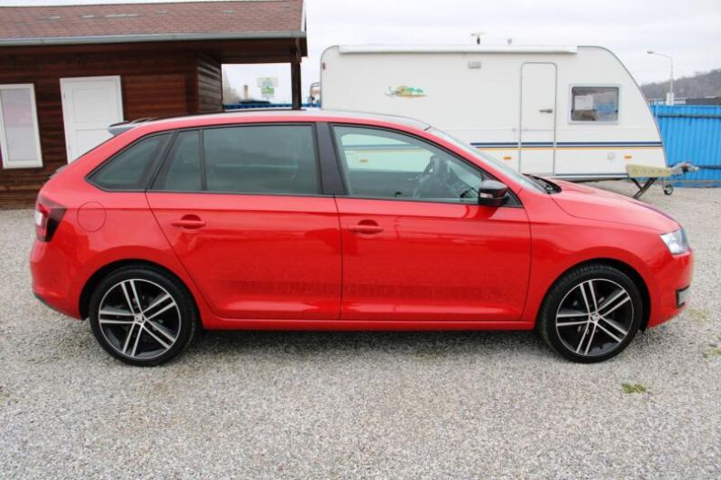 Škoda Rapid - hlavní fotka