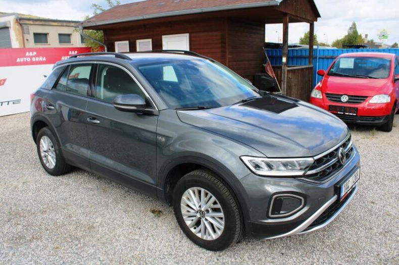 Volkswagen T-Roc - hlavní fotka inzerátu