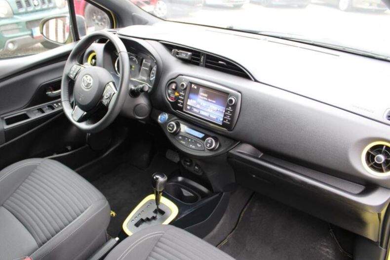 Toyota Yaris - hlavní fotka