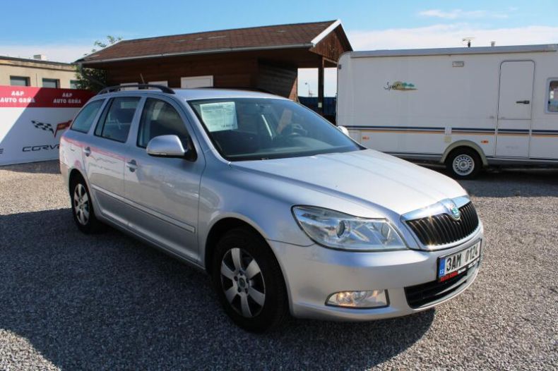 Škoda Octavia - hlavní fotka