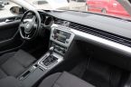 Volkswagen Passat - fotka číslo 13