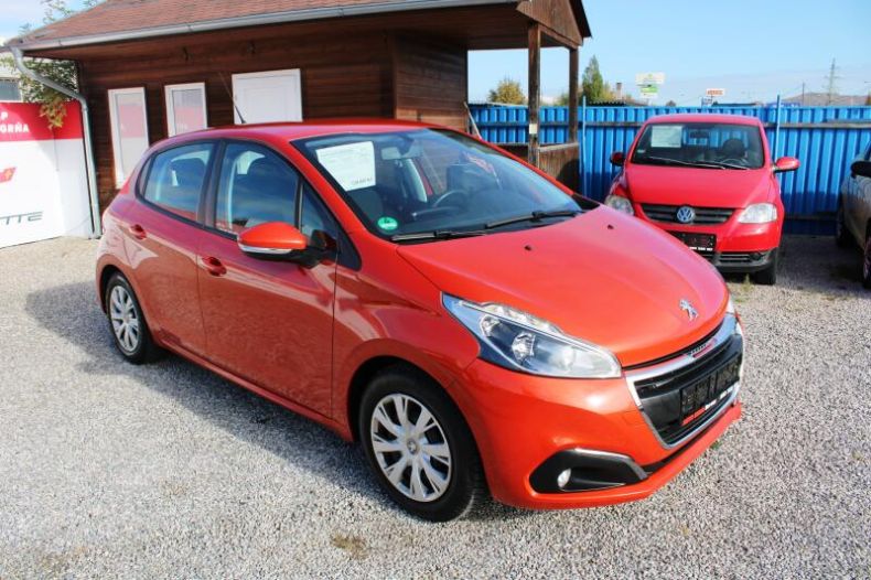 Peugeot 208 - hlavní foto