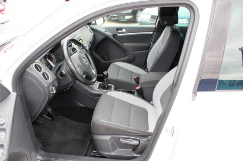 Volkswagen Tiguan - hlavní fotka