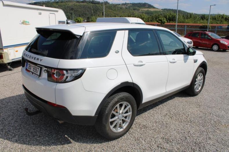 Land Rover Discovery - hlavní fotka