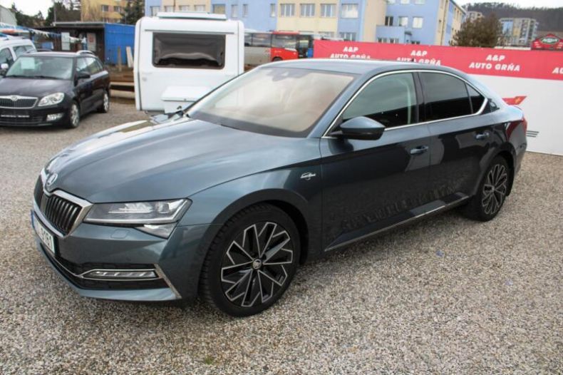 Škoda Superb - hlavní fotka
