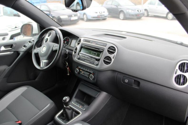 Volkswagen Tiguan - hlavní fotka