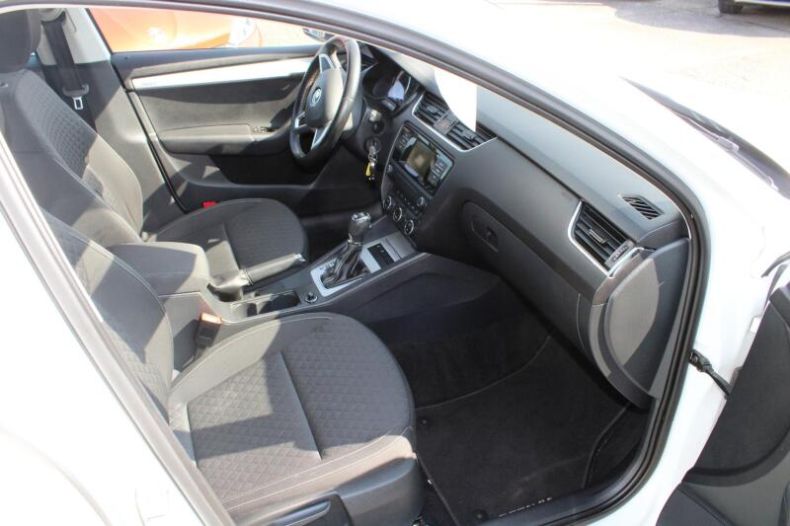 Škoda Octavia - hlavní fotka