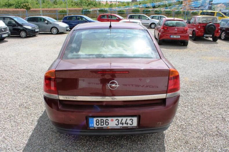 Opel Vectra - hlavní fotka
