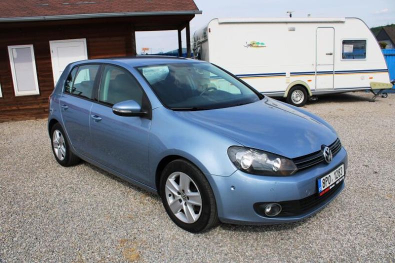 Volkswagen Golf - hlavní foto