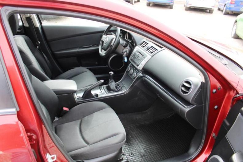Mazda 6 - hlavní fotka