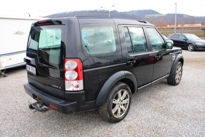 Land Rover Discovery - hlavní fotka