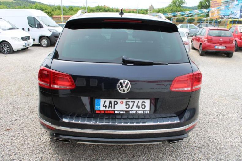 Volkswagen Touareg - hlavní fotka