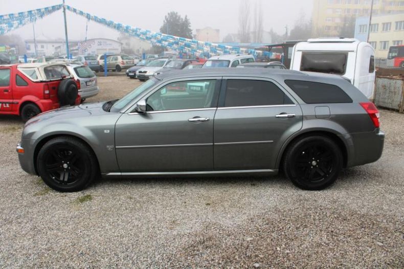 Chrysler 300 - hlavní fotka