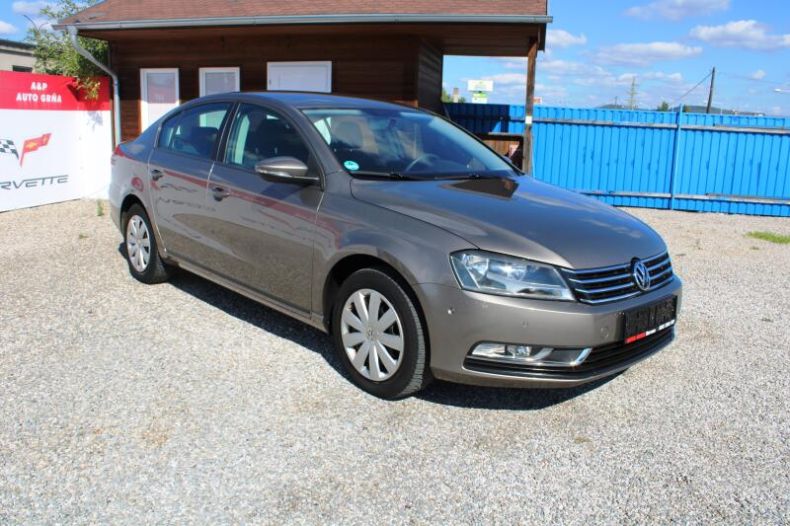 Volkswagen Passat - hlavní fotka inzerátu