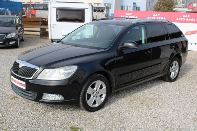 Škoda Octavia - hlavní fotka
