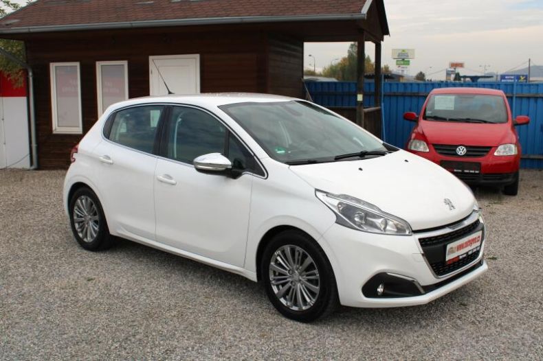 Peugeot 208 - hlavní fotka inzerátu