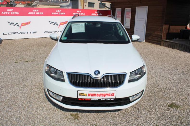 Škoda Octavia - hlavní fotka
