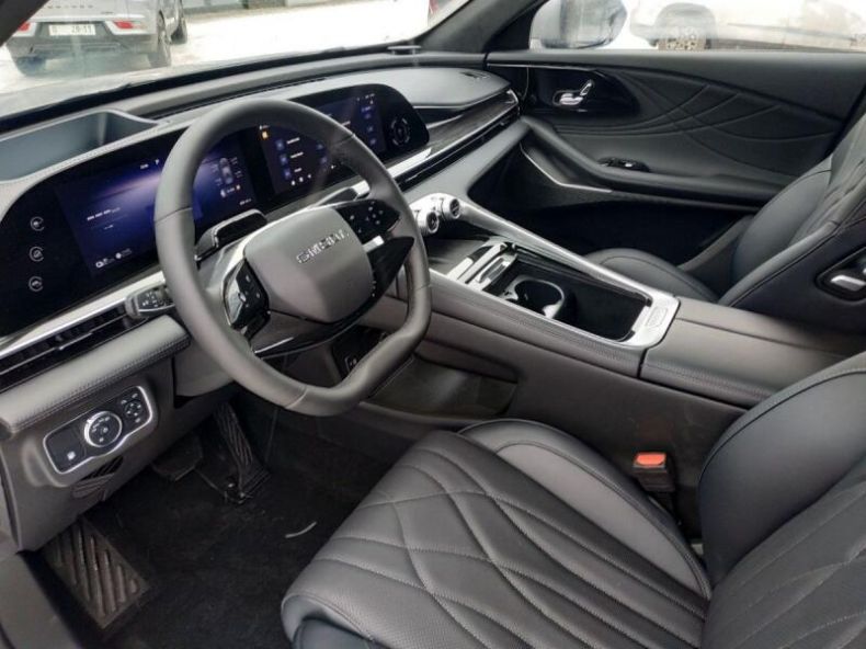 Omoda 9 - hlavní fotka