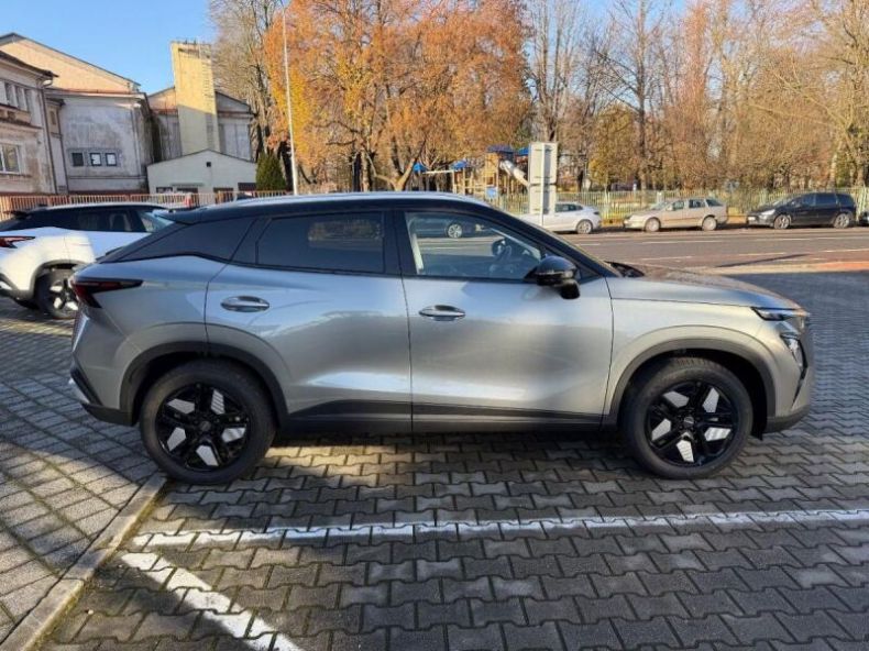 Omoda 5 - hlavní fotka