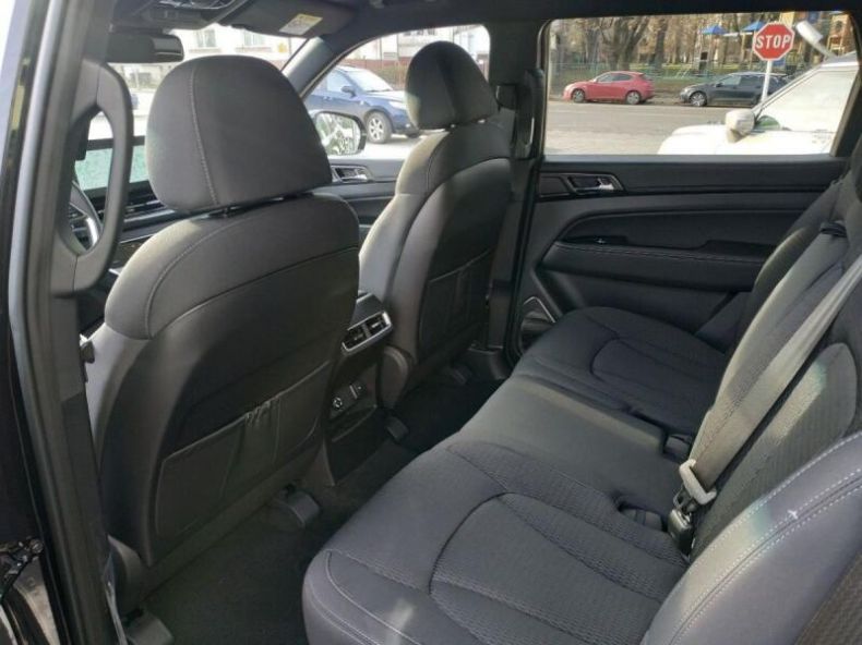 SsangYong Rexton - hlavní fotka