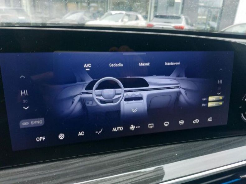 Omoda 9 - hlavní fotka