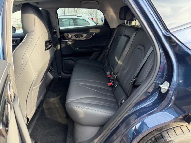 Omoda 5 - hlavní fotka