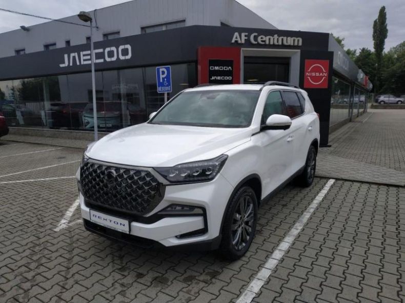 SsangYong Rexton - hlavní fotka