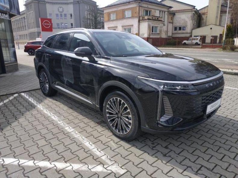 Omoda 9 - hlavní fotka