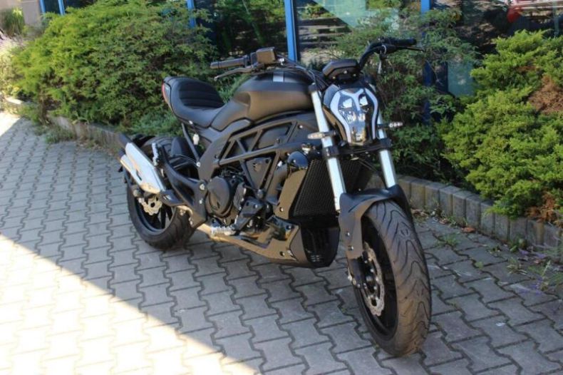 Benelli 502c - hlavní foto