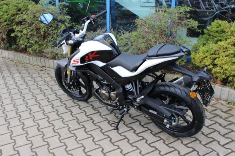 QJ Motor SRK 125 S - hlavní fotka