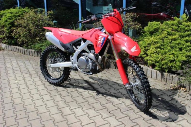 Honda CRF - hlavní fotka